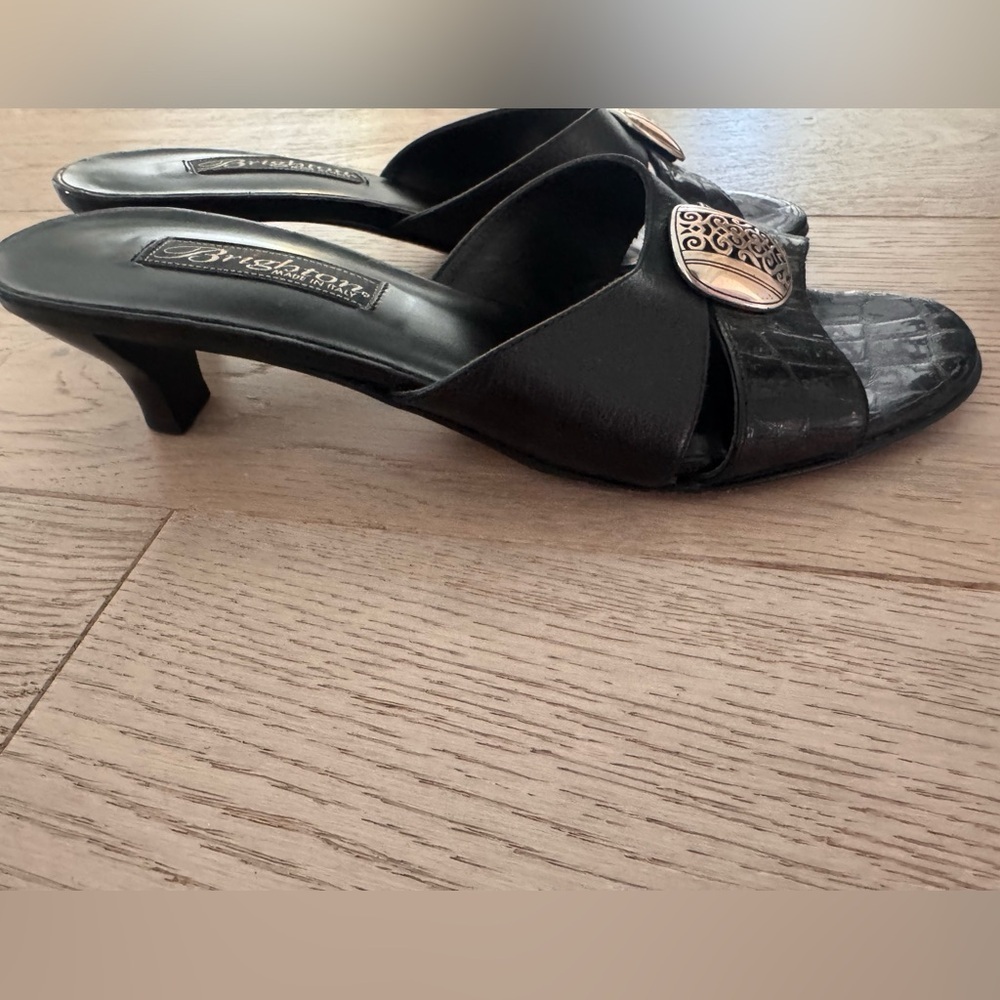 Brighton Kaye black leather sandals with patent croc-embossed strap size 7 - Picture 2 of 6